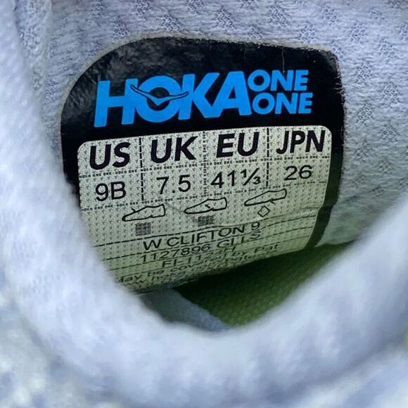 HOKA ONE ONE CLIFTON 9 - Women’s Running Shoes - SIZE 9B - Picture 10 of 10